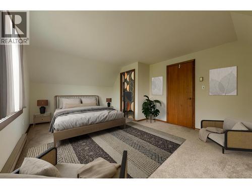1615 Campbell Road, Golden, BC - Indoor Photo Showing Bedroom