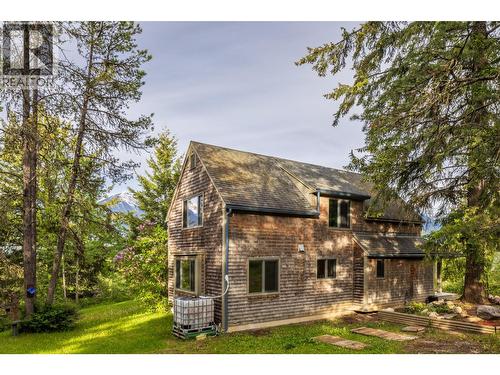 1615 Campbell Road, Golden, BC - Outdoor