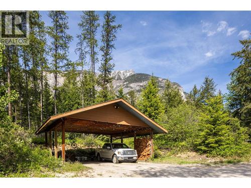 1615 Campbell Road, Golden, BC - Outdoor