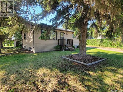 16 4Th Avenue E, Neilburg, SK - Outdoor