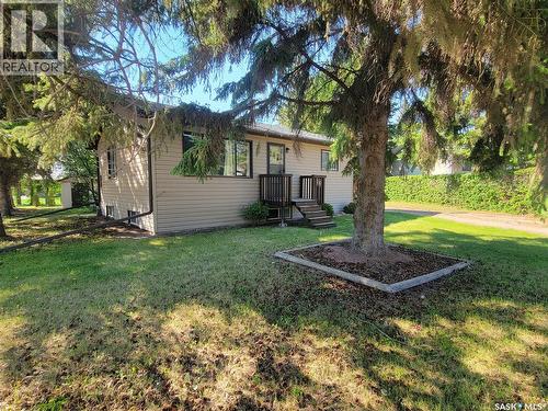 16 4Th Avenue E, Neilburg, SK - Outdoor