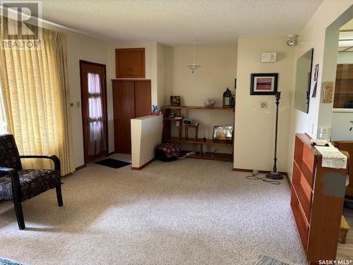 150 Shevchenko Crescent, Canora, SK - Indoor