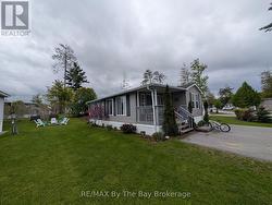 13 CHIPPEWA TRAIL  Wasaga Beach, ON L9Z 1X7