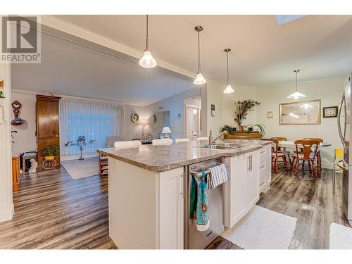 Wide open concept design - 1600 43 Avenue Unit# 25, Vernon, BC 