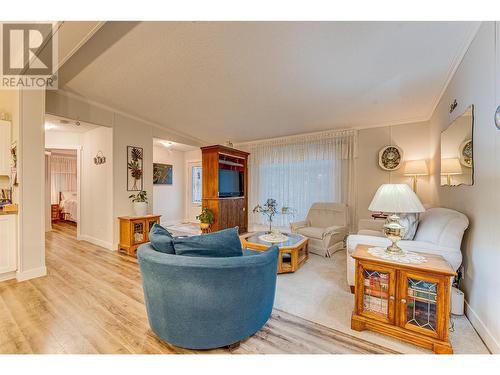 dining area to front door view - 1600 43 Avenue Unit# 25, Vernon, BC 