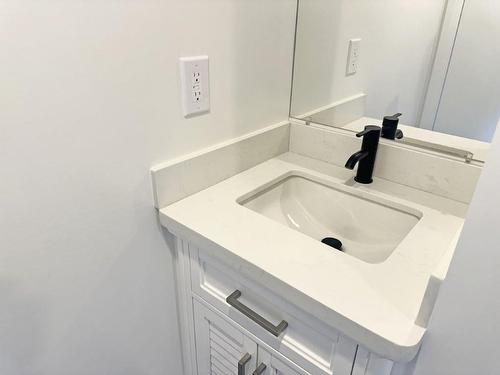77 Brompton Road, Red Rock, ON - Indoor Photo Showing Bathroom