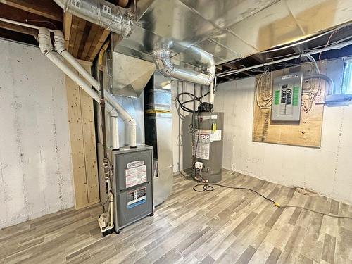 77 Brompton Road, Red Rock, ON - Indoor