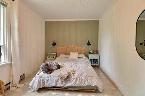 Chambre à coucher - 5 Av. Ste-Marie, Saint-Éphrem-De-Beauce, QC - Indoor Photo Showing Bedroom