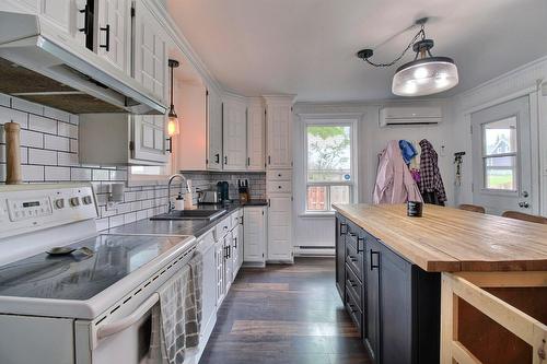 Cuisine - 5 Av. Ste-Marie, Saint-Éphrem-De-Beauce, QC - Indoor Photo Showing Kitchen