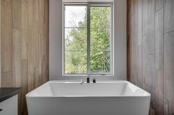 Ensuite bathroom - 
