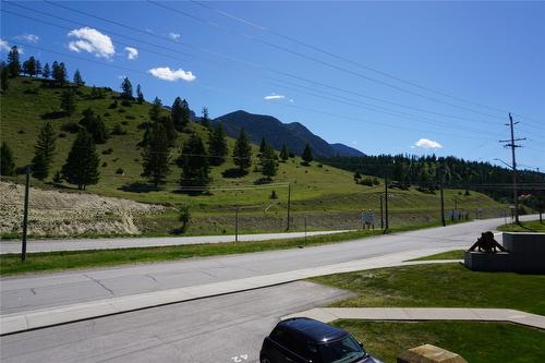 603-7337 Prospector Avenue, Radium Hot Springs, BC - Outdoor With View