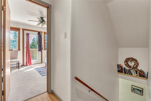 2556 Princeton Summerland Road, Princeton, BC - Indoor Photo Showing Other Room