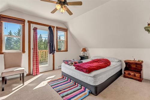 2556 Princeton Summerland Road, Princeton, BC - Indoor Photo Showing Bedroom