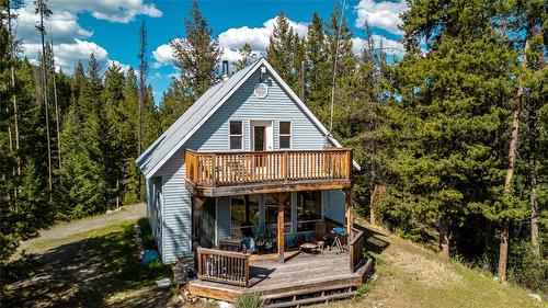 2556 Princeton Summerland Road, Princeton, BC - Outdoor With Deck Patio Veranda