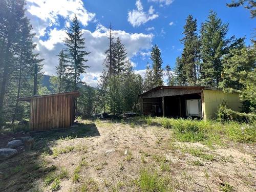 2556 Princeton Summerland Road, Princeton, BC - Outdoor