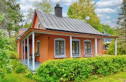 443 Rue Ste-Marie  Lanoraie, QC J0K 1E0