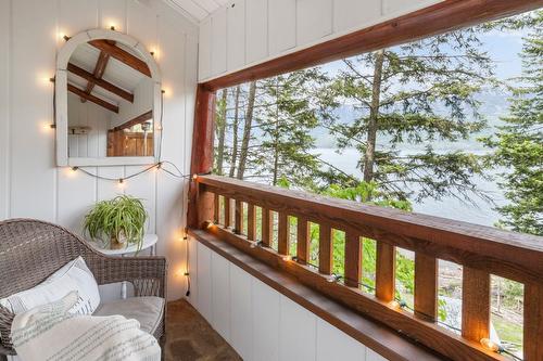 11899 3A Highway, Destiny Bay, BC -  Photo Showing Other Room