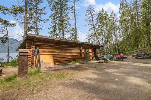 11899 3A Highway, Destiny Bay, BC - Outdoor