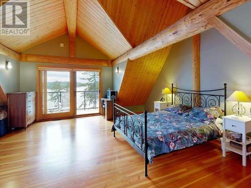6-10289 Finn Bay Rd, Powell River, BC - Indoor Photo Showing Bedroom