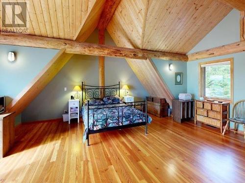 6-10289 Finn Bay Rd, Powell River, BC - Indoor Photo Showing Bedroom