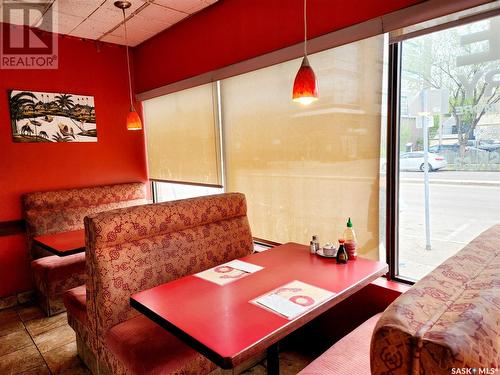 D & E 835 Broadway Avenue, Saskatoon, SK 