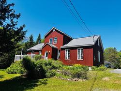 218 Ch. des Pionniers  La Minerve, QC J0T 1S0