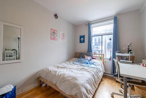 Bedroom - 3566 Rue St-Dominique, Montréal (Le Plateau-Mont-Royal), QC - Indoor Photo Showing Bedroom