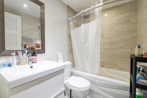 Bathroom - 3566 Rue St-Dominique, Montréal (Le Plateau-Mont-Royal), QC - Indoor Photo Showing Bathroom