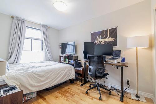 Bedroom - 3556 Rue St-Dominique, Montréal (Le Plateau-Mont-Royal), QC - Indoor Photo Showing Bedroom