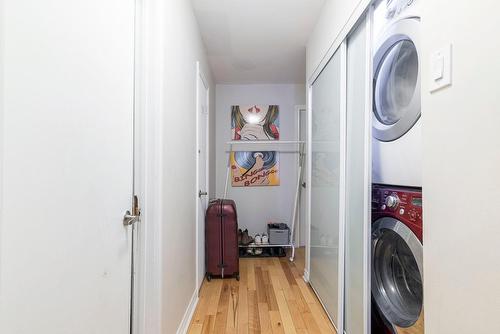 Hall - 3556 Rue St-Dominique, Montréal (Le Plateau-Mont-Royal), QC - Indoor Photo Showing Laundry Room