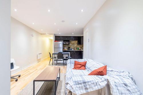 Salon - 3562 Rue St-Dominique, Montréal (Le Plateau-Mont-Royal), QC - Indoor Photo Showing Other Room