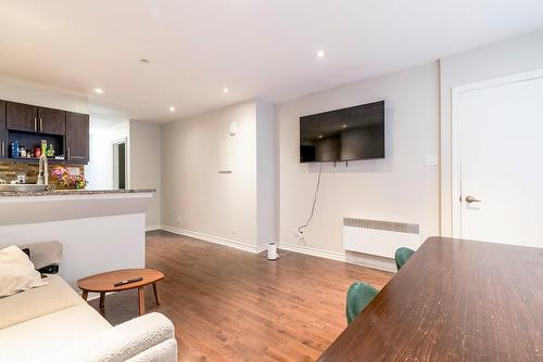 Living room - 3552A Rue St-Dominique, Montréal (Le Plateau-Mont-Royal), QC - Indoor