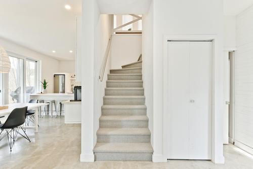 Staircase - 145 Ch. Hivernon, Sutton, QC - Indoor Photo Showing Other Room