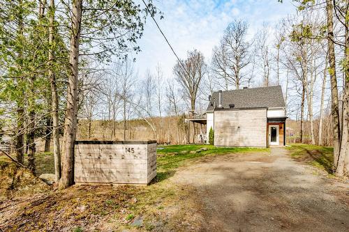 Back facade - 145 Ch. Hivernon, Sutton, QC - Outdoor