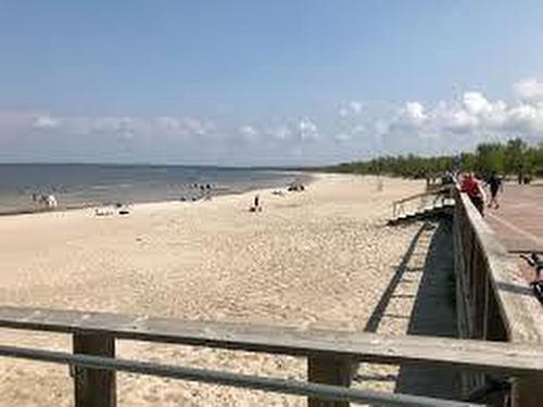 18 0 Strollway Avenue, Winnipeg Beach, MB 