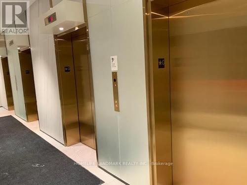 806 - 319 Jarvis Street, Toronto, ON - Indoor