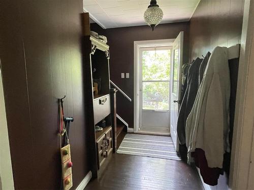 280 2Nd Avenue, Swan River, MB - Indoor