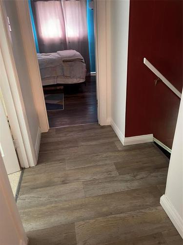 280 2Nd Avenue, Swan River, MB - Indoor Photo Showing Other Room