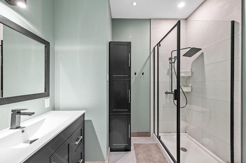 Bathroom - 139 Mtée Des Samares, Sainte-Agathe-Des-Monts, QC - Indoor Photo Showing Bathroom