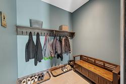 Walk-in closet - 