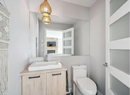 Powder room - 416 Ch. De Montfort, Piedmont, QC - Indoor Photo Showing Bathroom