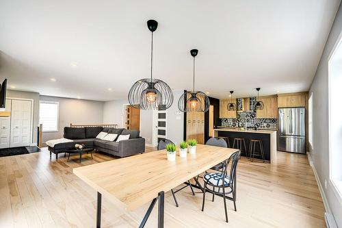 Dining room - 416 Ch. De Montfort, Piedmont, QC - Indoor