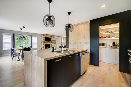 Kitchen - 416 Ch. De Montfort, Piedmont, QC - Indoor Photo Showing Kitchen With Double Sink