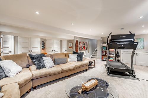 Salle familiale - 264 Brighton Drive, Beaconsfield, QC - Indoor Photo Showing Living Room
