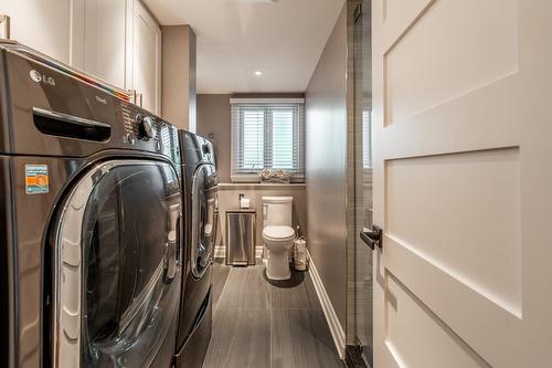 Salle de lavage - 264 Brighton Drive, Beaconsfield, QC - Indoor Photo Showing Laundry Room