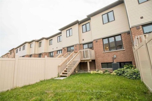 76 Scarletwood Street, Hamilton, ON - Outdoor