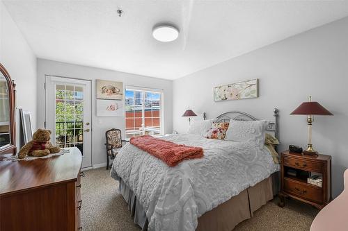 202-554 Seymour Street, Kamloops, BC - Indoor Photo Showing Bedroom