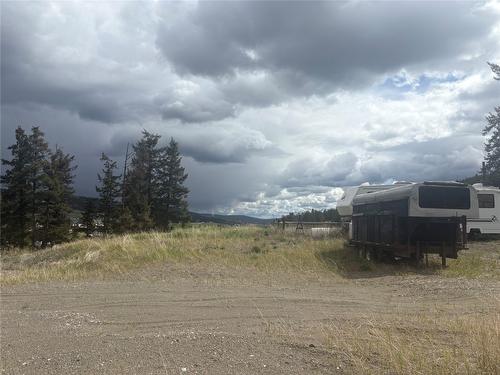 1120 Cariboo Highway, Clinton, BC 