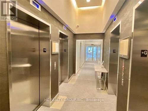 603 - 5180 Yonge Street, Toronto, ON - Indoor Photo Showing Other Room