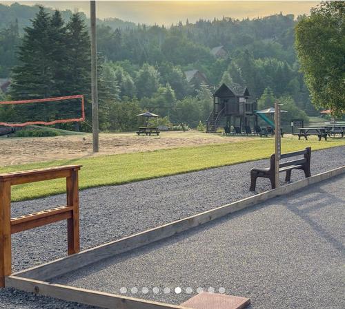 À proximité - Allée Du 5E, Mont-Blanc, QC 